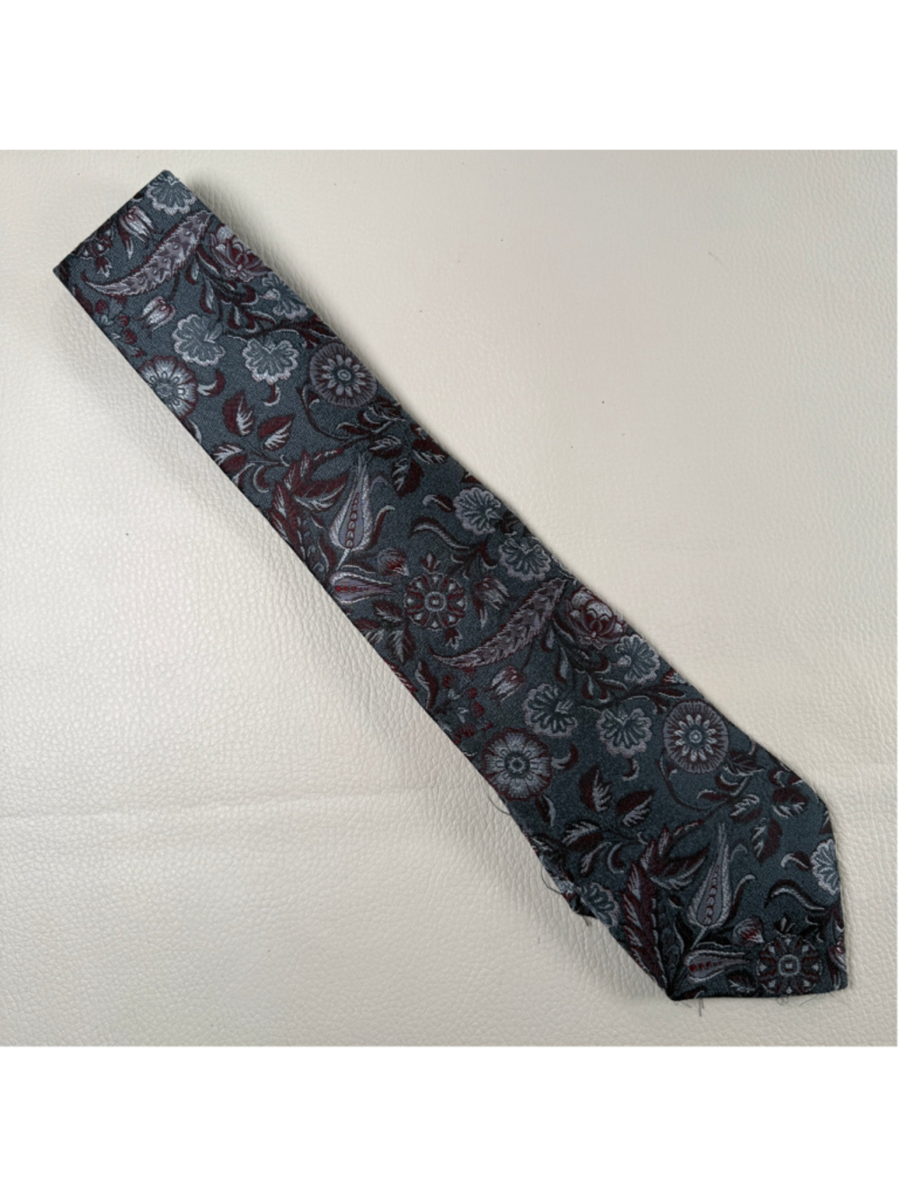 The American Tradition Collection Floral Tie Gray Burgundy Made USA Necktie